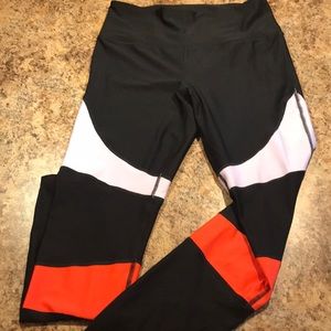Multi-colored exercise leggings - ankle length